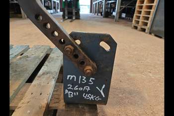 salg af Kotflügel Vorne M135 LINKS