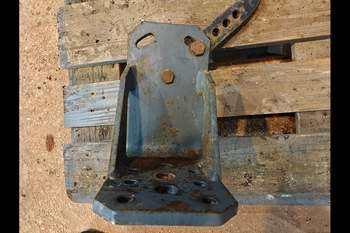 salg af Kotflügel Vorne M135 LINKS