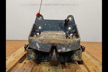 salg af Lyftdragkrokar/hitchkrokar  M135 