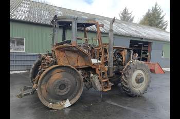 salg af Massey Ferguson 7495 traktor