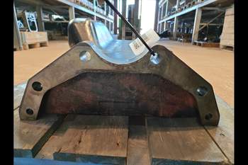 salg af Bundkar Massey Ferguson 7495