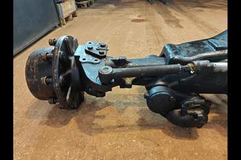 salg af Foraksel Massey Ferguson 7495