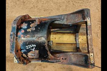 salg af Gearkassehus Massey Ferguson 7495