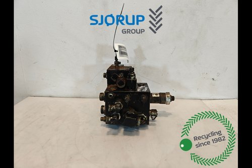 salg af Hydraulikventil Massey Ferguson 7495