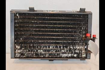 salg af Kondensor Massey Ferguson 7495