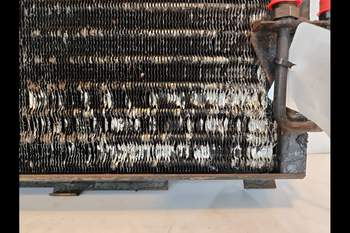 salg af Kondensor Massey Ferguson 7495