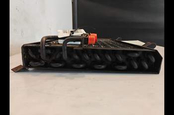 salg af Kondensor Massey Ferguson 7495