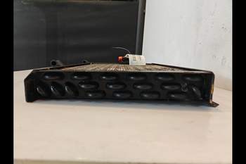 salg af Kondensor Massey Ferguson 7495