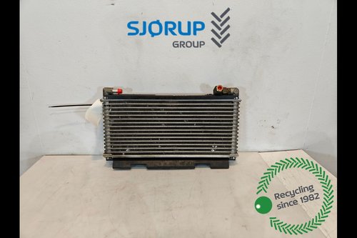 salg af Oliekøler Massey Ferguson 7495 Hydraulik