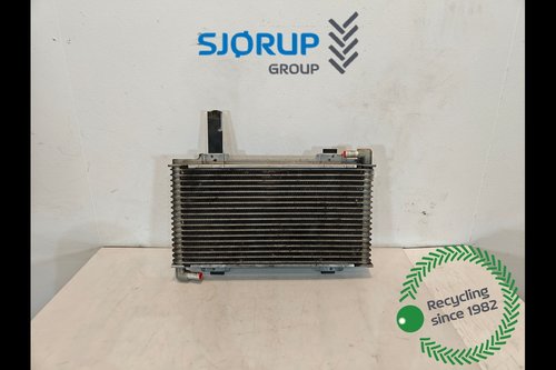 salg af Oliekøler Massey Ferguson 7495