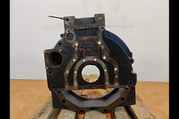 salg af Svinghjulshus Massey Ferguson 7495