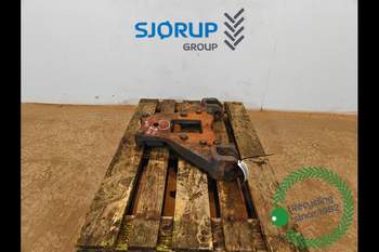 Halter f. Unterlenker  8870 