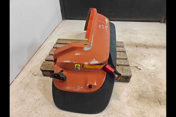 salg af New Holland G190 RIGHT Rear Fender