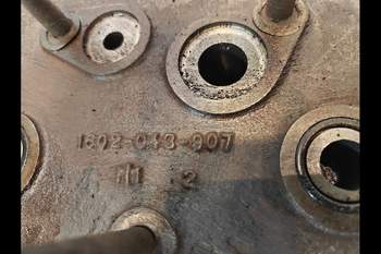 salg af New Holland G190  Hydraulic Valve support
