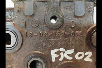 salg af New Holland G190 Remote control valve