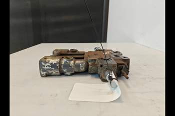 salg af New Holland G190 Remote control valve