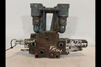 salg af New Holland G190  Remote control valve