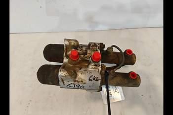 salg af New Holland G190  Brake system