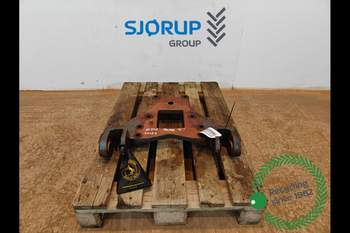 New Holland G190 Liftarm Support New Holland G190 Liftarm Support
