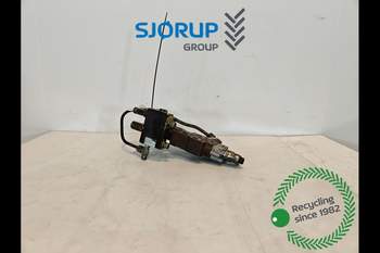 New Holland G190 Hydraulic lift valve New Holland G190 Hydraulic lift valve