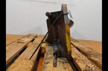 salg af Bundkar New Holland TM165