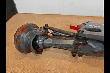 salg af Foraksel New Holland TM165