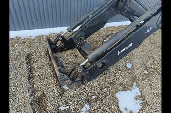 salg af Frontlæsser New Holland TM165