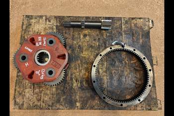 salg af Reduktion New Holland TM165 Højre