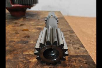 salg af Reduktion New Holland TM165 Højre