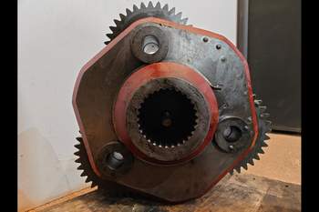 salg af Reduktion New Holland TM165 Højre