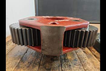 salg af Reduktion New Holland TM165 Venstre