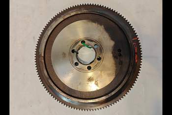 salg af Svinghjul New Holland TM165