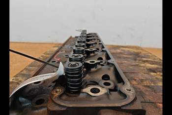 salg af Topstykke New Holland TM165