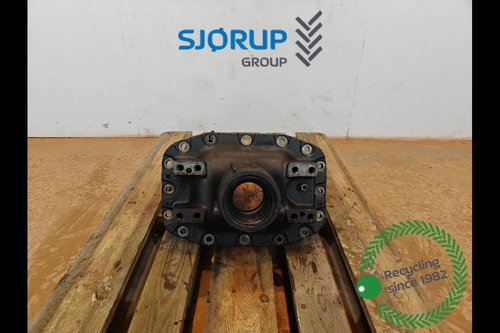 salg af Massey Ferguson 7495  Front axle house