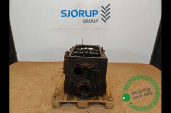 Massey Ferguson 7495  Transmission