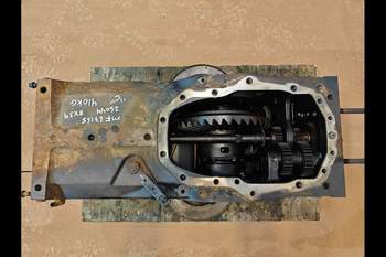 salg af Hinterachsen Massey Ferguson 6715s 