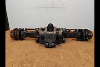 salg af Foraksel Massey Ferguson 6715s