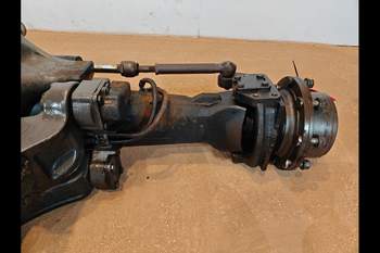 salg af Foraksel Massey Ferguson 6715s