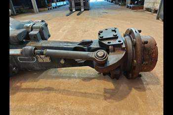 salg af Foraksel Massey Ferguson 6715s