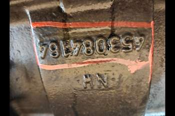 salg af Begagnade shortblock Massey Ferguson 6715s 