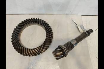 salg af Differentiale, Baktransmission Case Puma 230