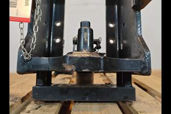 salg af Lyftdragkrokar/hitchkrokar Case Puma 230 