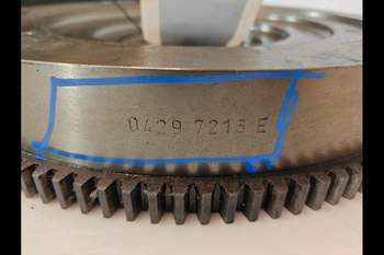salg af Svänghjul Deutz-Fahr Agrotron M610 