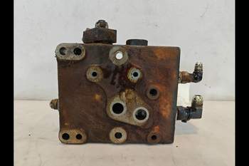 salg af Hydraulisch bremse ventil Massey Ferguson 6480 