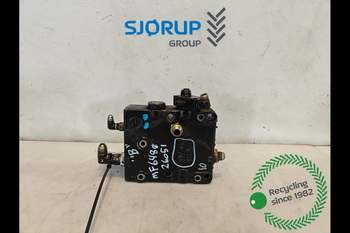 Hydraulisch bremse ventil Massey Ferguson 6480 