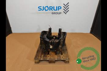 Vorderachsbock Massey Ferguson 6480 