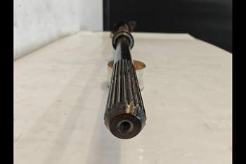 salg af Antriebswelle Massey Ferguson 6480 