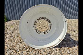 salg af  LM445A RIGHT Rear Rim