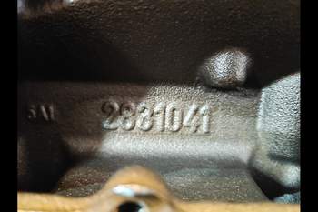 salg af  LM445A  Cylinder head