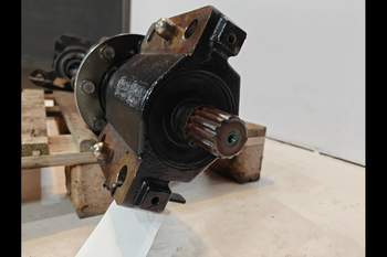 salg af Affjedringskonsol New Holland T6.175